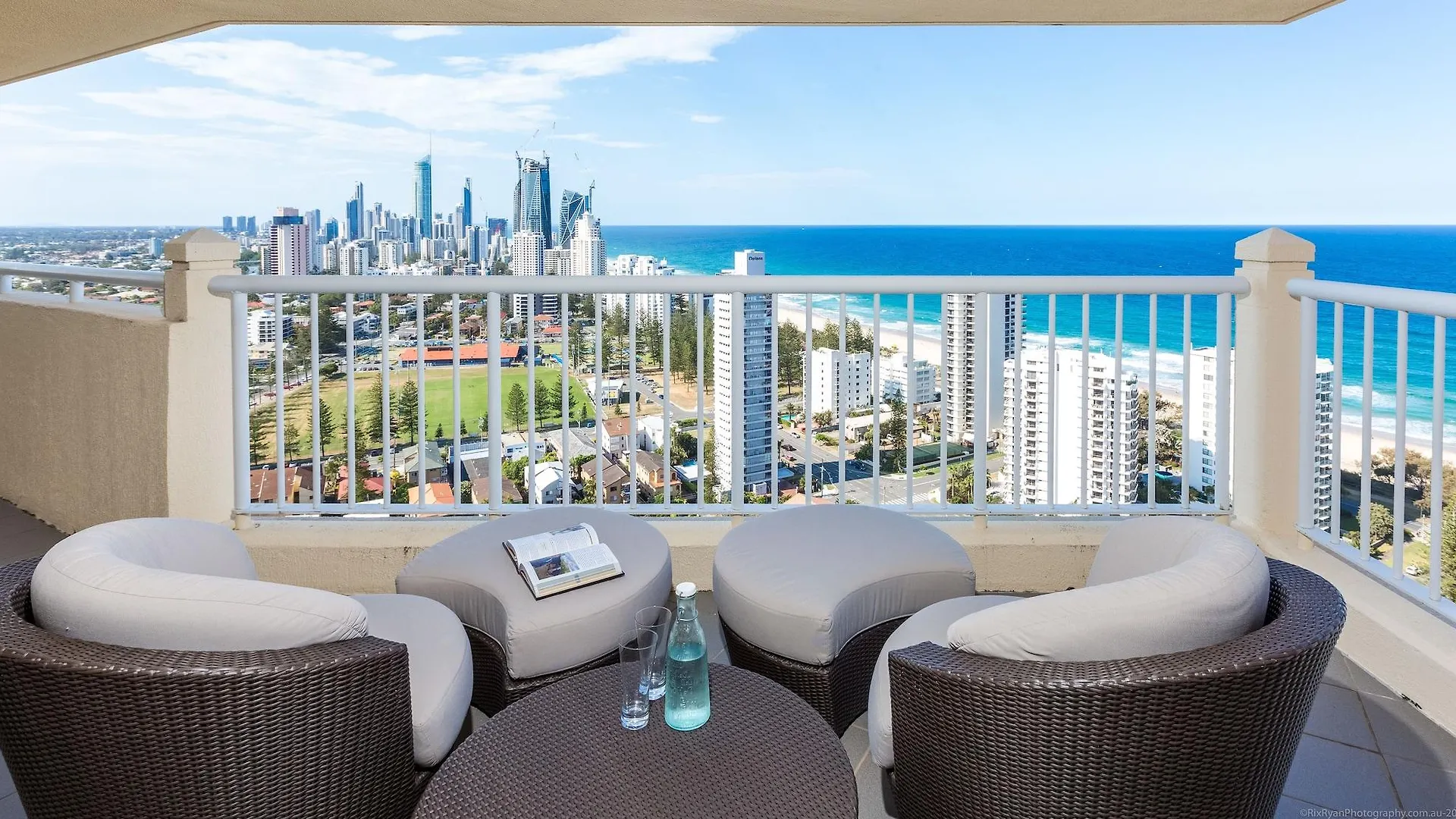 **** Aparthotel Belle Maison Apartments - Official Gold Coast Australia