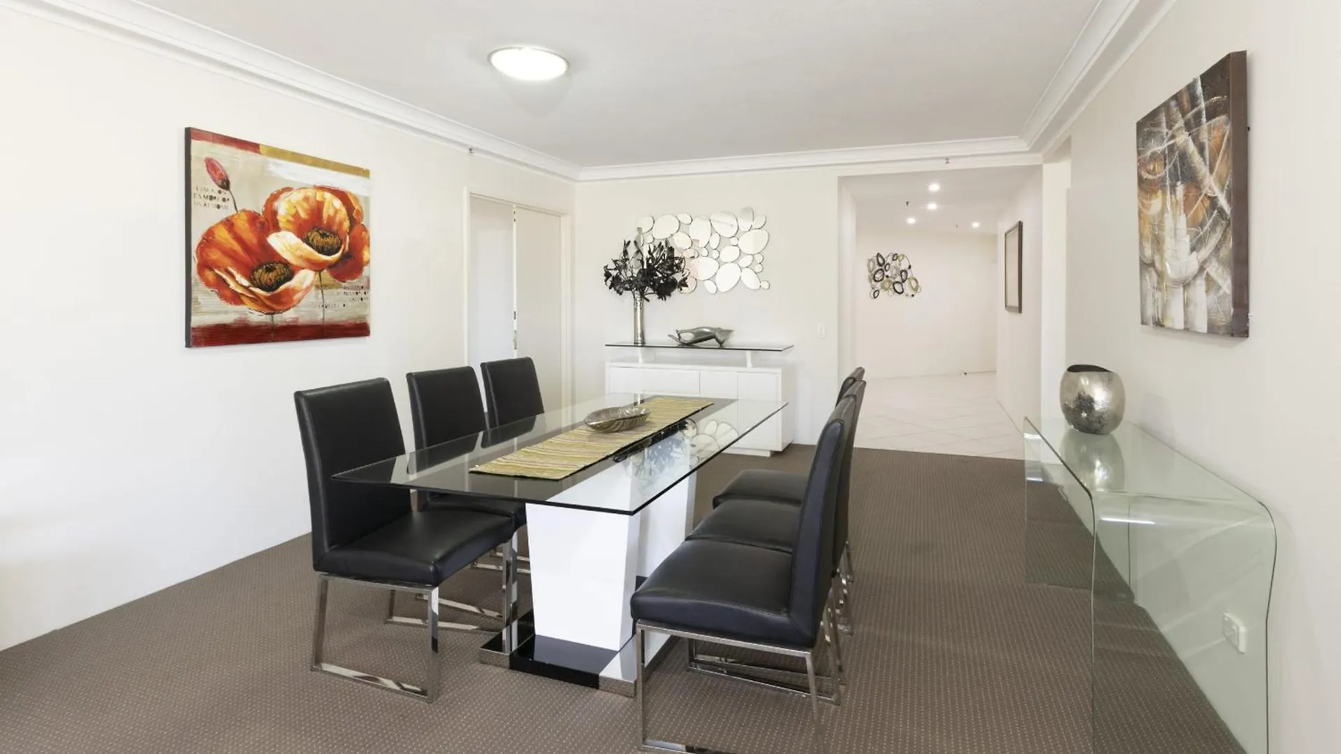 **** Aparthotel Belle Maison Apartments - Official Gold Coast Australia